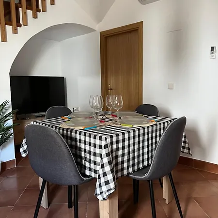 San Antonio 6 شقة *